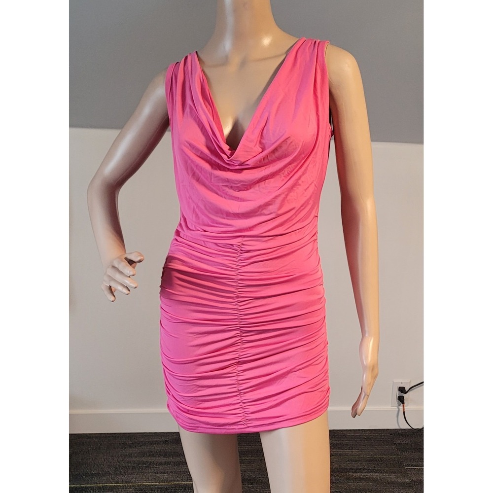 Sexy Women Pink Mini Stretch Dress with Gold Chain  Accent Backless Small SL2419